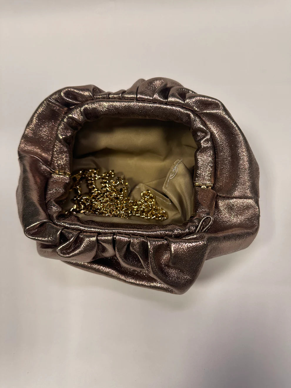 Minerva in Vera Pelle