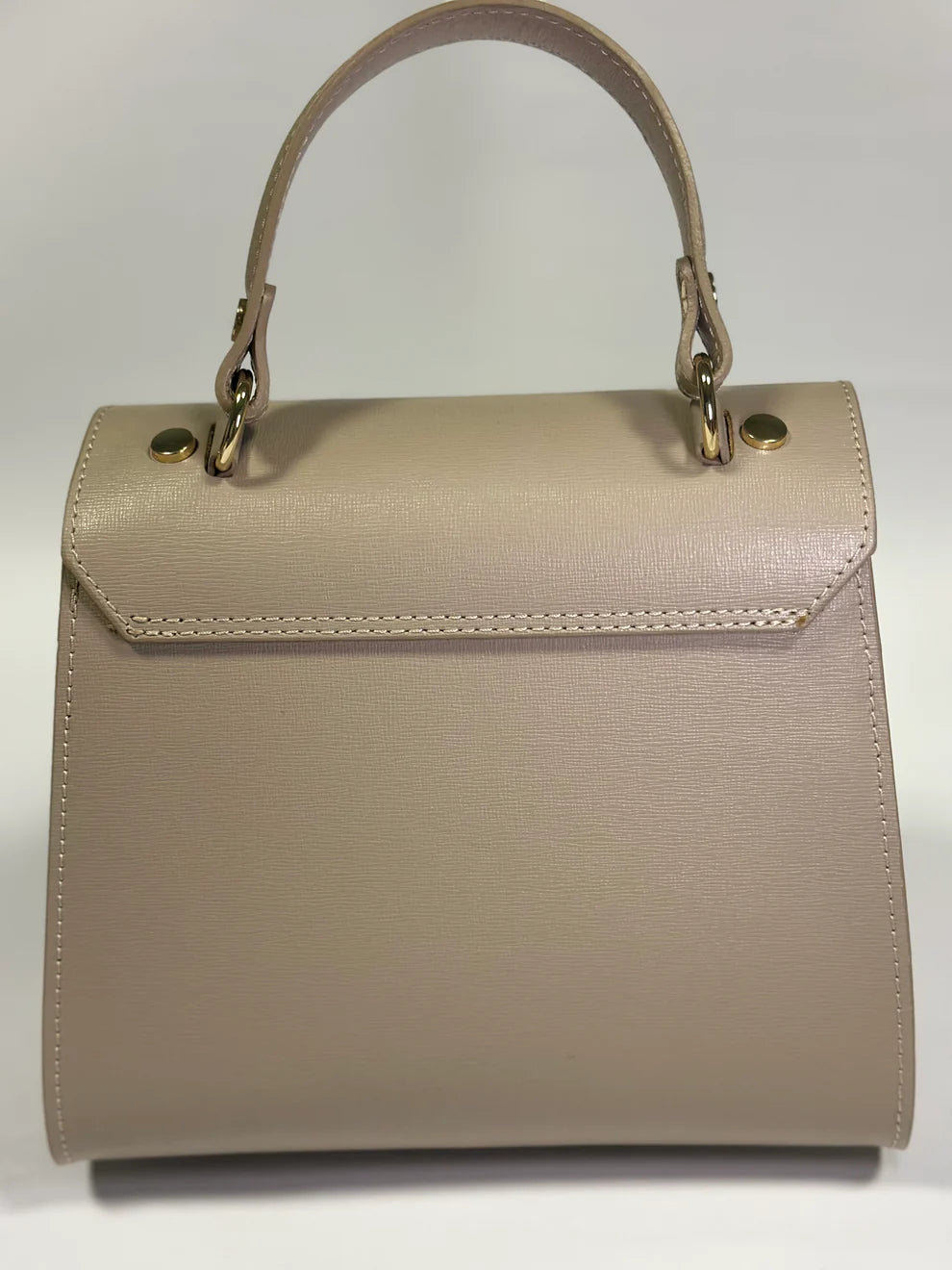 Nicla in Vera Pelle