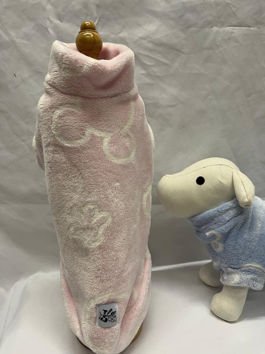 FELPINE  in morbido pile per pets: calde, avvolgenti… e davvero speciali!