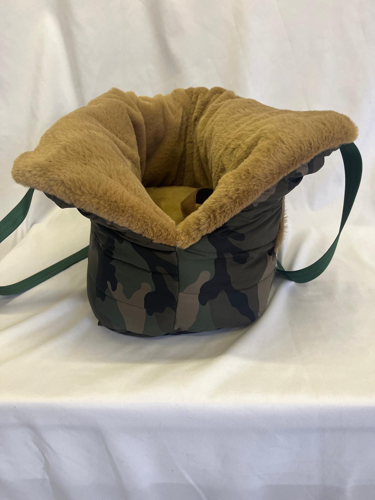 Borsa Trasportino Modello Secchiello Trapuntato Mimetico con Interno in Ecopelliccia Cammello